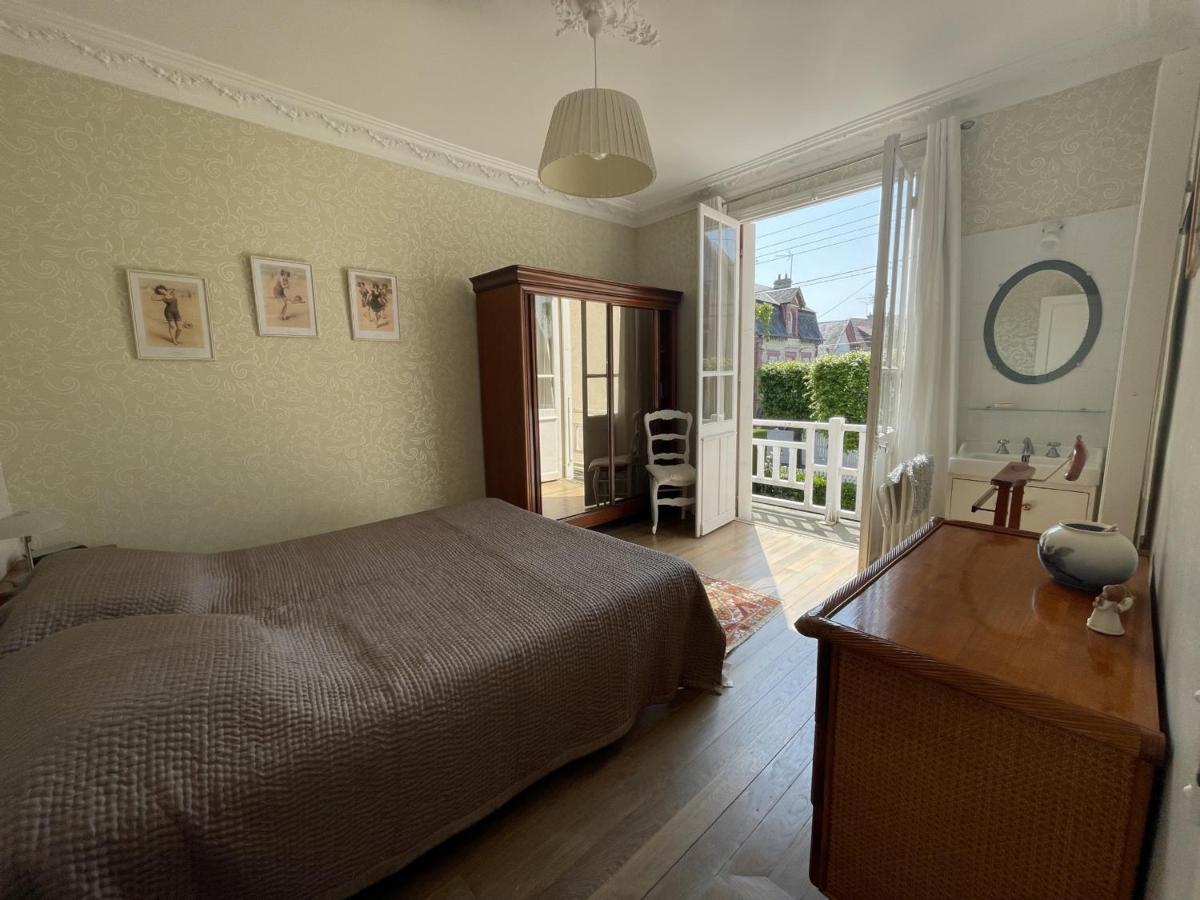 Villa Spacieuse A Cabourg, 200M Plage, Jardin, 5 Chambres, Parking, Menage Inclus - Fr-1-487-359 Exteriér fotografie